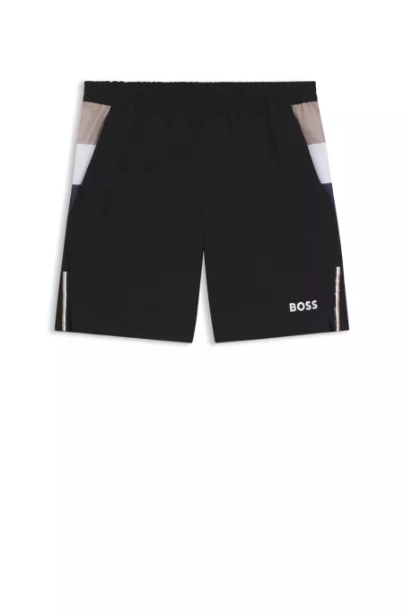 Active tennis shorts with moisture management