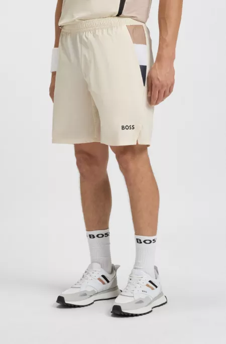 Active tennis shorts with moisture management