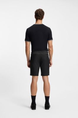 Shorts repelentes al agua con acabado de planchado f&aacute;cil, Negro