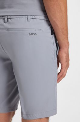 Shorts repelentes al agua con acabado de planchado f&aacute;cil, Gris oscuro