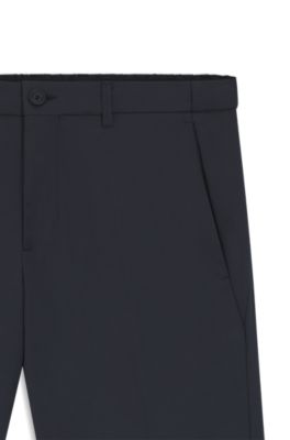 Shorts repelentes al agua con acabado de planchado f&aacute;cil, Azul oscuro