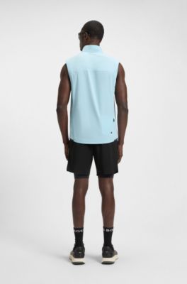 Shorts deportivos de doble capa en tejido de secado r&aacute;pido, Negro