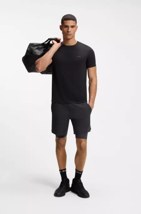 Active quick-dry shorts with layered design