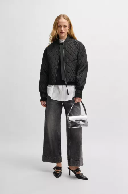 Quilted bomber jacket with ribbon zip-puller