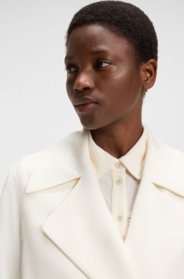 Gabardina con cintur&oacute;n de tela, Blanco