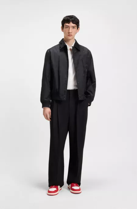 Low-top trainers with faux leather