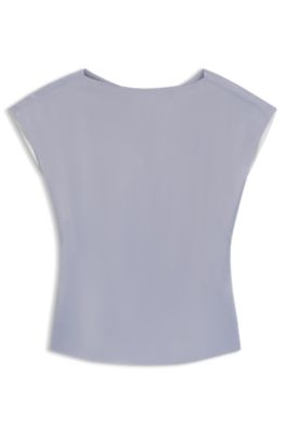 Blusa slim fit de sat&eacute;n con escote drapeado, Gris claro