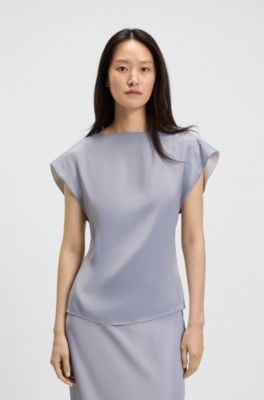 Blusa slim fit de sat&eacute;n con escote drapeado, Gris claro