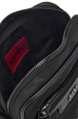 Sac reporter en twill structur&eacute; avec logo m&eacute;tallique revisit&eacute;, Noir