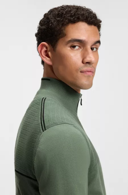 Water-repellent zip-neck sweater in a cotton blend