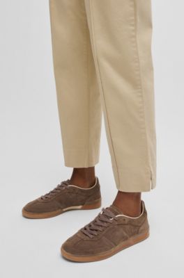 Chinos tapered fit de raso de algod&oacute;n el&aacute;stico, Beige claro