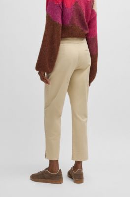 Chinos tapered fit de raso de algod&oacute;n el&aacute;stico, Beige claro