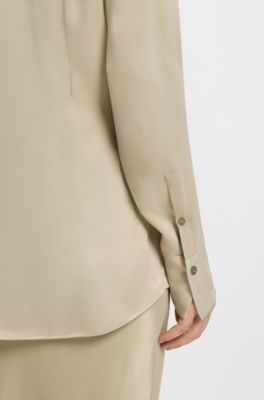 Slim-fit blouse in satin, Light Beige