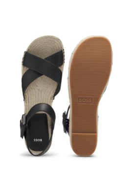 Sandales en cuir &agrave; semelle &agrave; plateforme, Noir