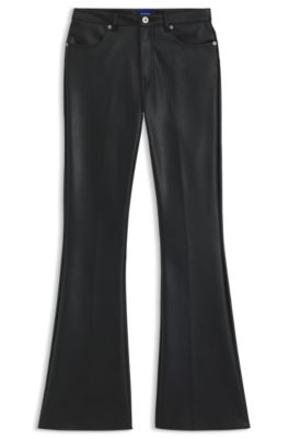Pantalones de piel sint&eacute;tica con pernera acampanada, Negro