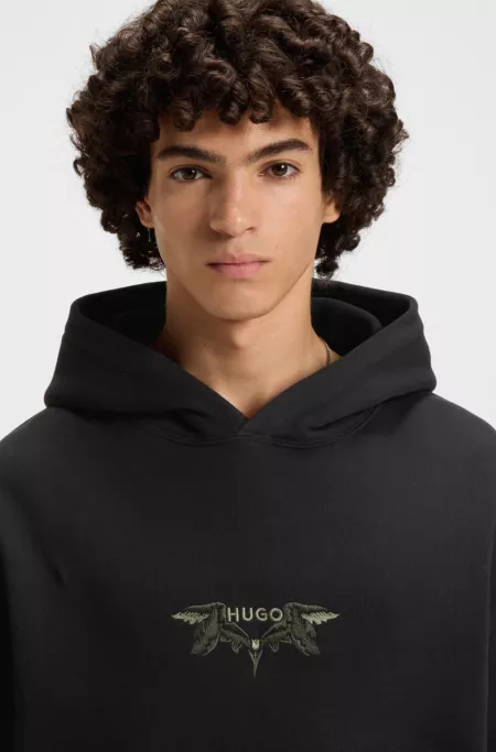 Embroidered-artwork hoodie in cotton terry