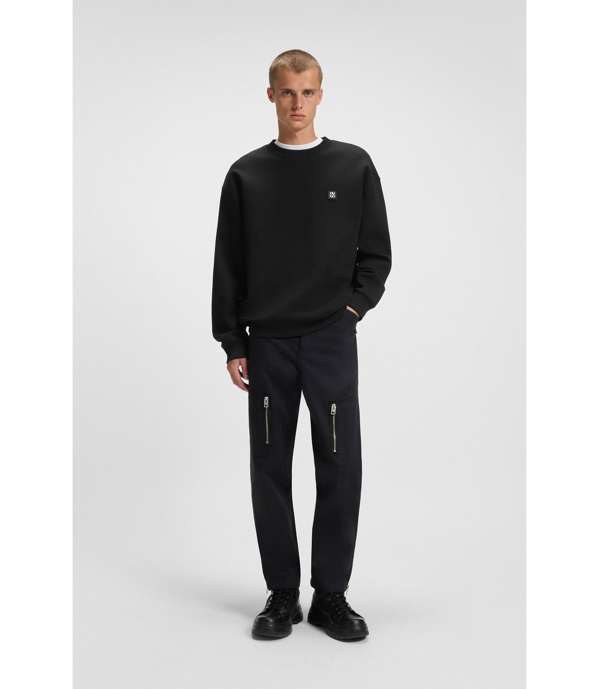 hbna50542593_001_300?wid=1980&