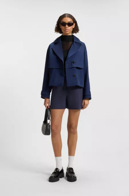 Regular-fit shorts with buckled belt