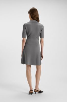 Vestido de punto con cuello abierto, Gris oscuro