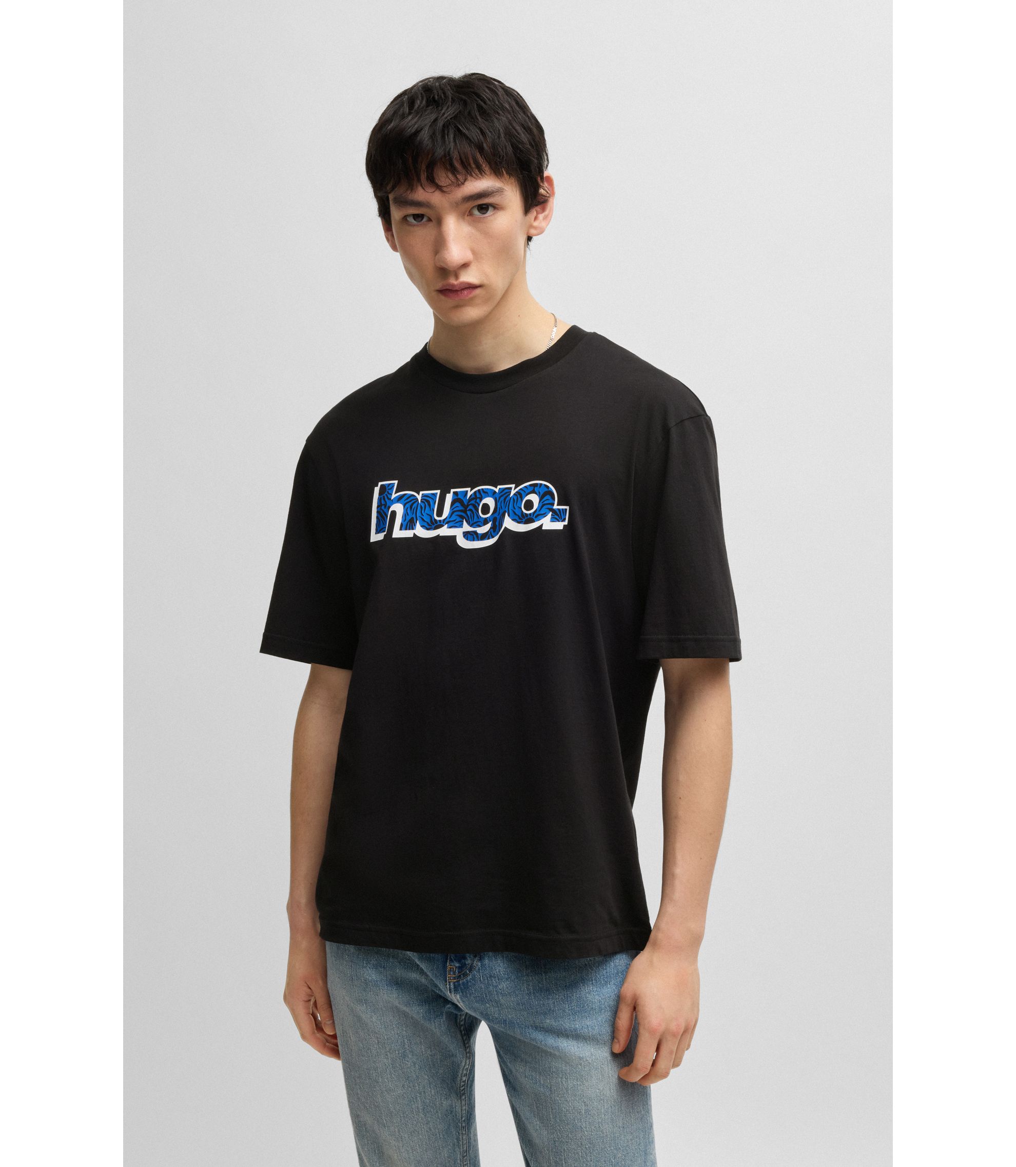 HUGO - Cotton T-shirt with graphic logo print - Black