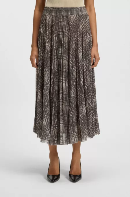 Lined skirt in plissé tulle