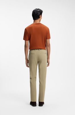 Pantalones modern fit, Desbordamiento de color beige