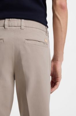 Pantalones slim fit en tejido de gabardina de algod&oacute;n el&aacute;stico, Beige claro