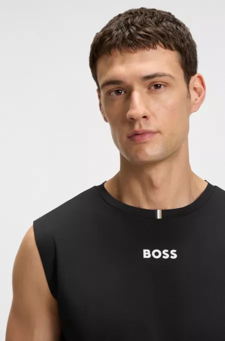 Active quick-dry tank top with contrast logo