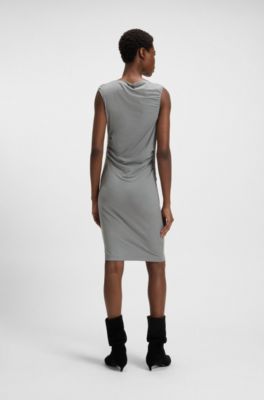 Vestido de algod&oacute;n con escote asim&eacute;trico, Gris