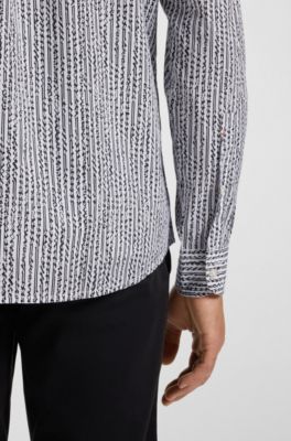 Camisa regular fit en popel&iacute;n de algod&oacute;n estampado, Fantas&iacute;a