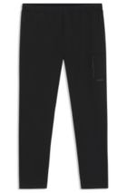 Sudaderas y pantalones de ch&aacute;ndal