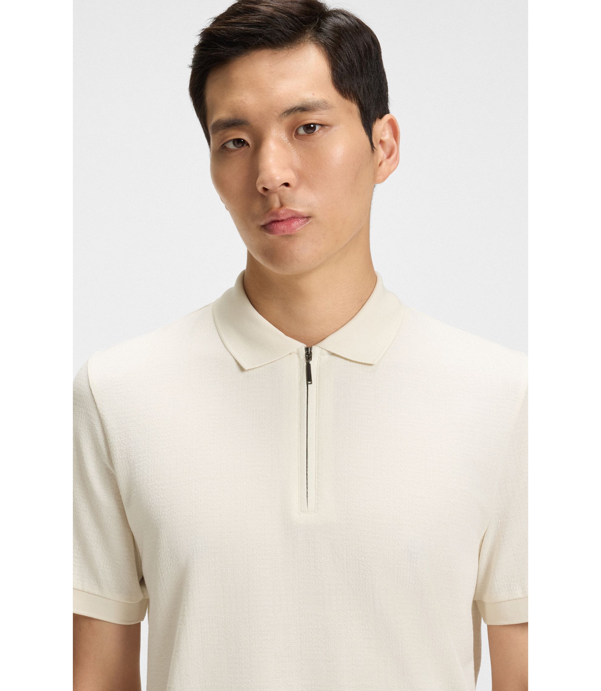 hbna50543920_118_340?wid=1980&