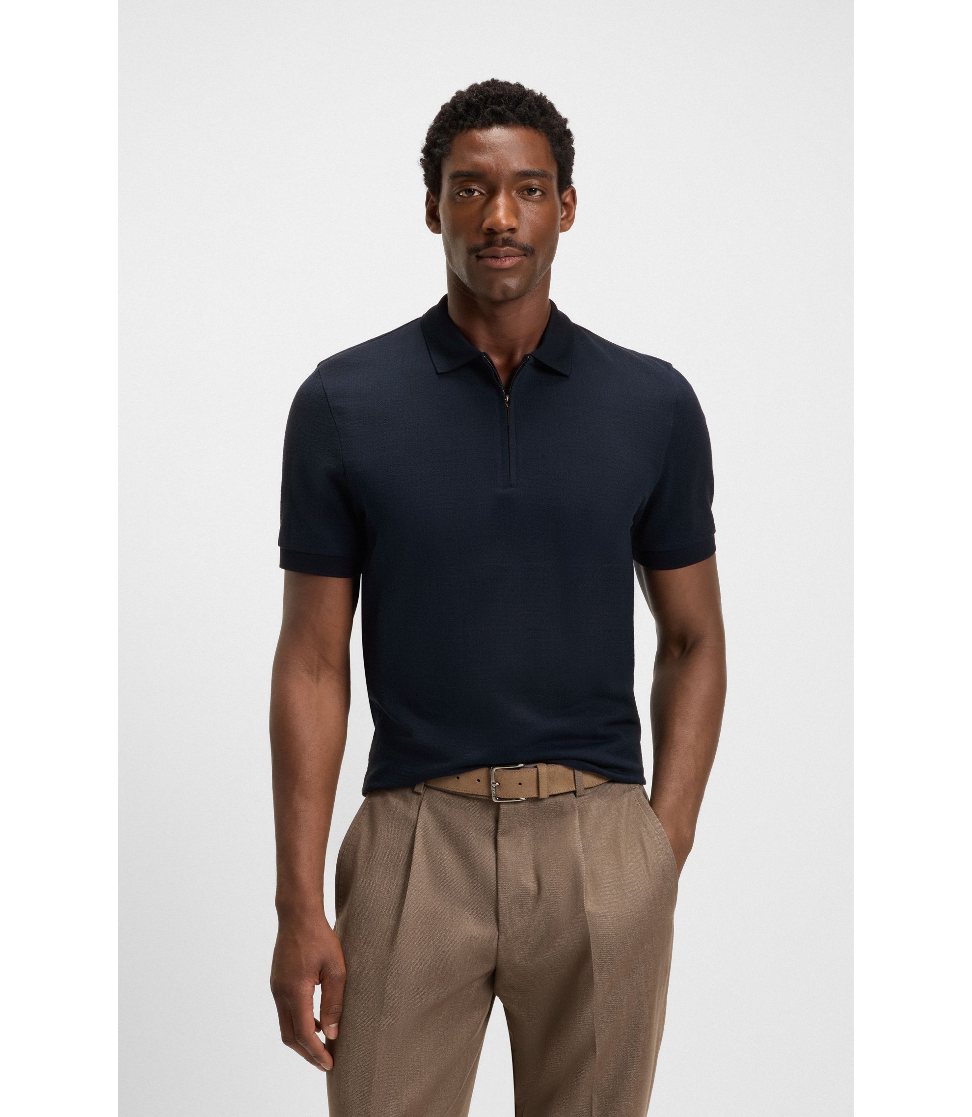 hbna50543920_404_350?wid=1980&