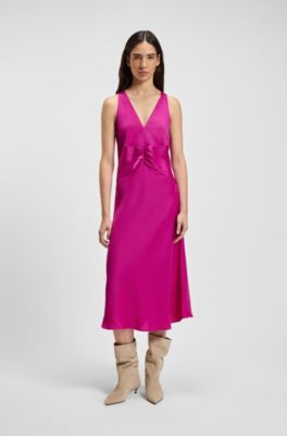 Vestido de sat&eacute;n arrugado con parte delantera fruncida, Rosa oscuro