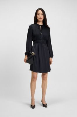 Vestido mini de sat&eacute;n arrugado con detalles fruncidos, Azul oscuro