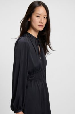 Vestido mini de sat&eacute;n arrugado con detalles fruncidos, Azul oscuro