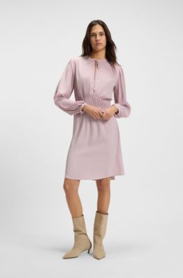Mini-robe en satin froiss&eacute; &agrave; d&eacute;tails fronc&eacute;s, Violet clair