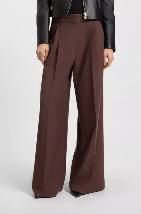 Relaxed-fit trousers with twin pleats