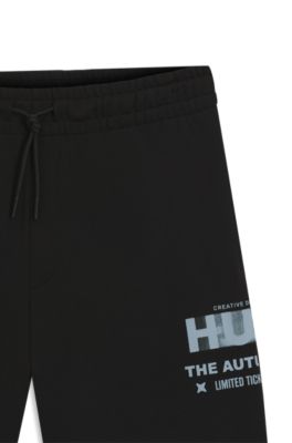 Shorts de felpa de algod&oacute;n con un dise&ntilde;o de la marca mezclado, Negro