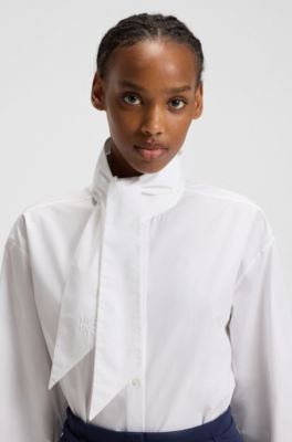 Blusa de seda regular fit con cuello de pajarita, Blanco