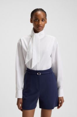 Blusa de seda regular fit con cuello de pajarita, Blanco