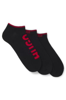 Paquete de tres pares de calcetines tobilleros con logos, Negro