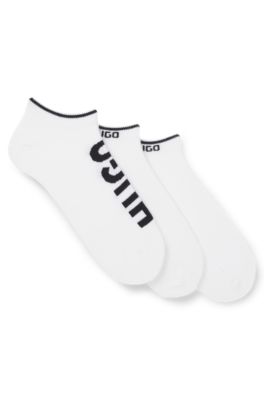 Paquete de tres pares de calcetines tobilleros con logos, Blanco