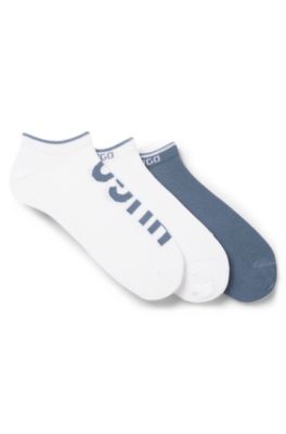 Paquete de tres pares de calcetines tobilleros con logos, Celeste