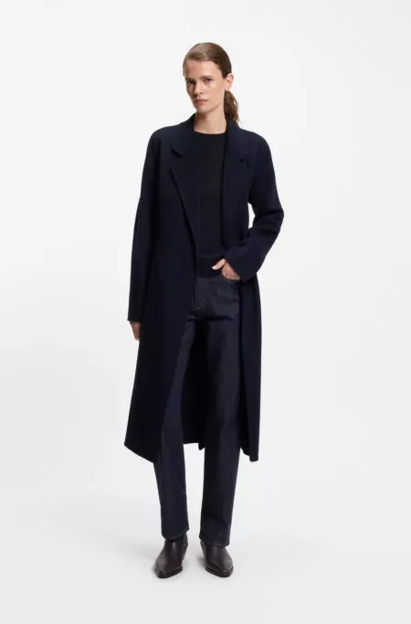 Slim-fit sweater in merino wool