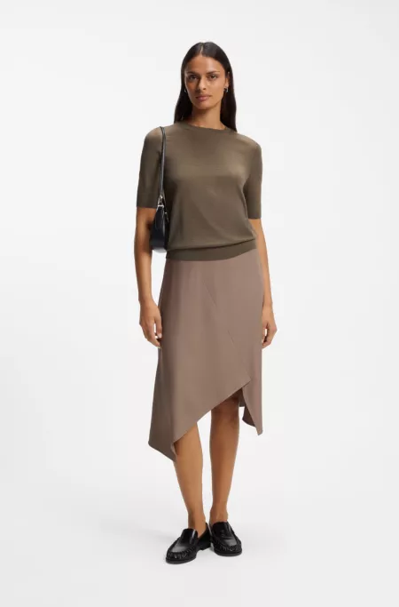 Slim-fit short-sleeved sweater in superfine Merino wool