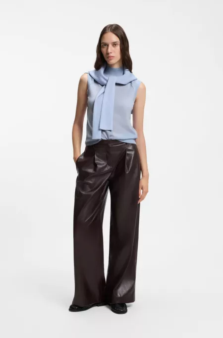 Sleeveless mock-neck sweater in merino wool