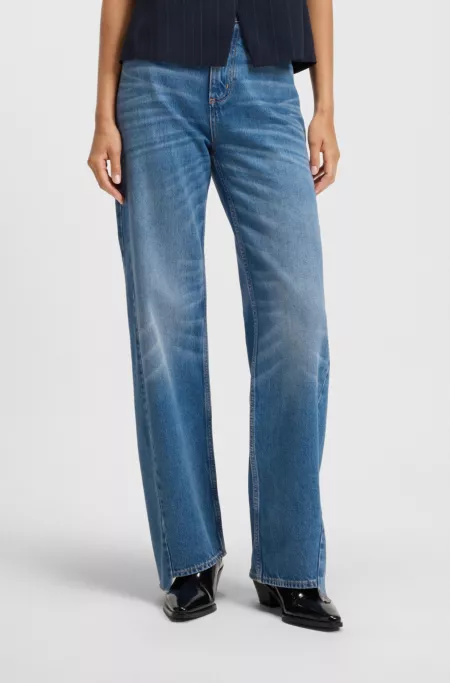 Relaxed-fit jeans with stepped hems