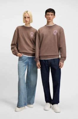 All-gender sweatshirt with Happy HUGO artwork, Brown