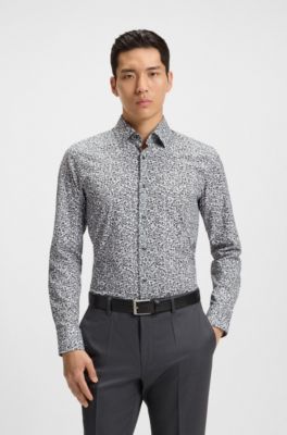 Camisa slim fit en popel&iacute;n de algod&oacute;n el&aacute;stico con estampado floral, Verde